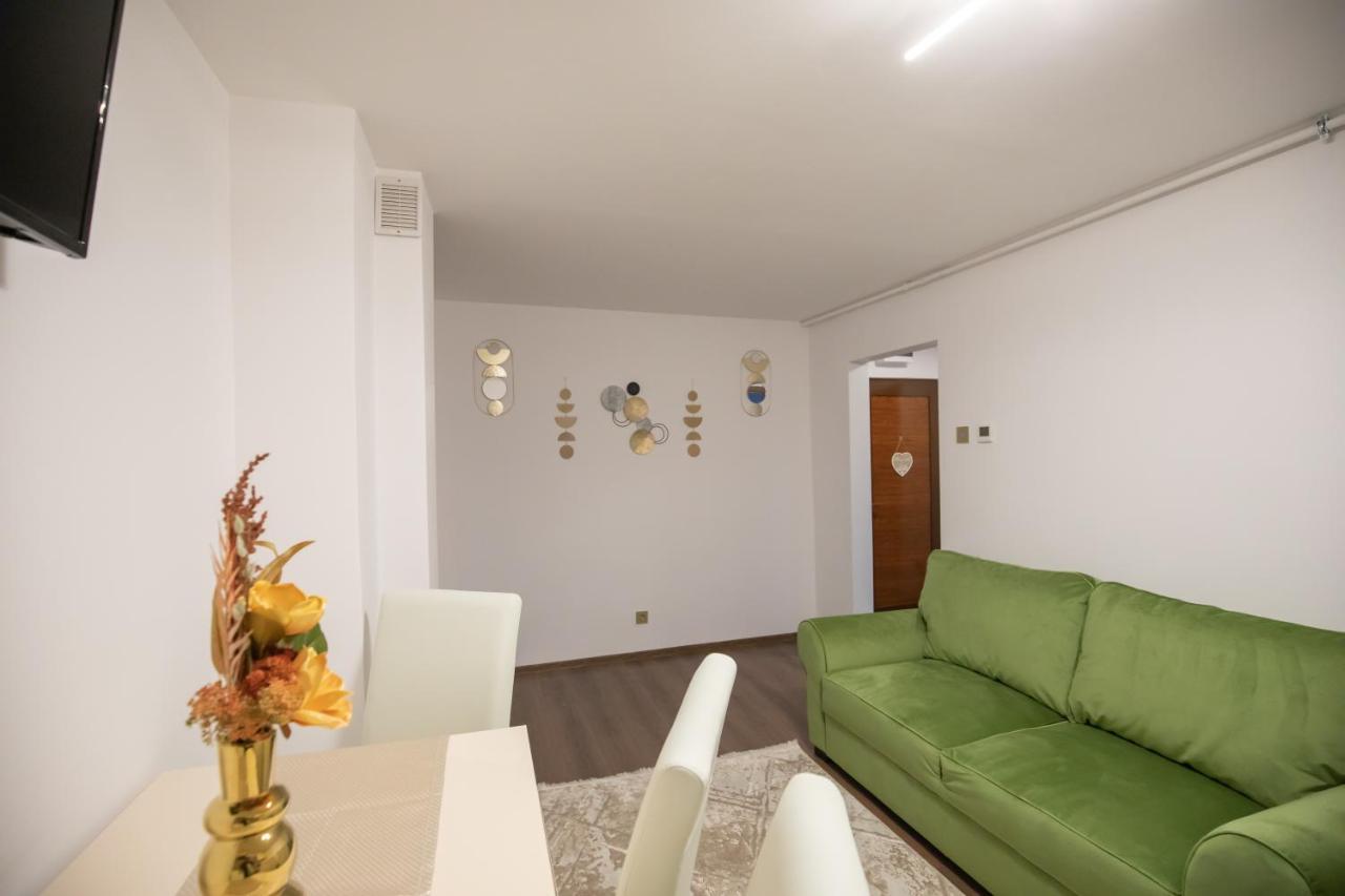Apartament Gold Târgu Ocna Exterior photo