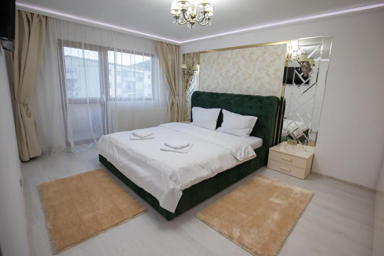 Apartament Gold Târgu Ocna Exterior photo